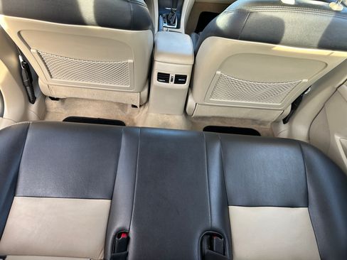 Used 2011 Suzuki Kizashi SE image 13