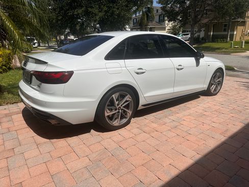 Used 2023 Audi A4 2.0T Premium Plus image 13