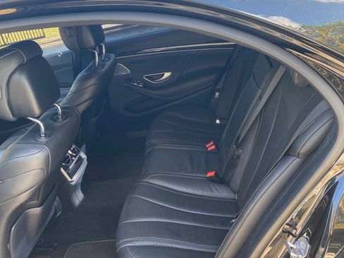 Used 2020 Mercedes-Benz S 450 Sedan image 8