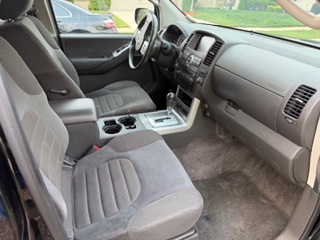 Used 2012 Nissan Pathfinder SV AWD/4WD image 12