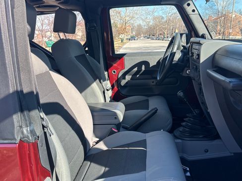 Used 2008 Jeep Wrangler X image 8