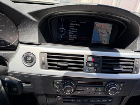 Used 2011 BMW 335i Convertible RWD image 10