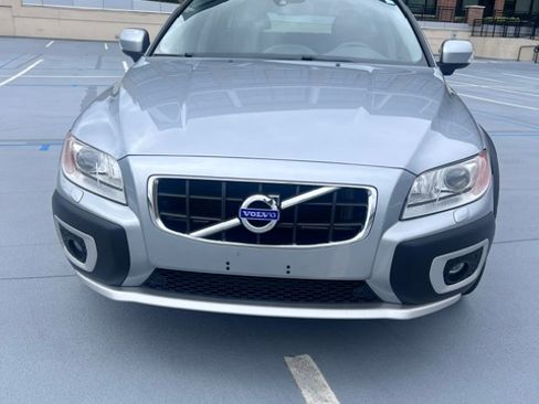 Used 2013 Volvo XC70 T6 Premier Plus AWD/4WD image 11