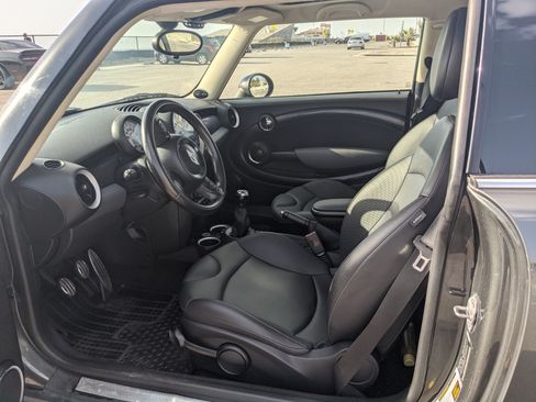 Used 2011 MINI Cooper S image 10