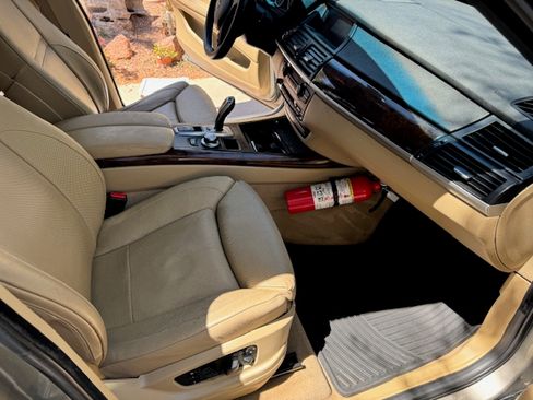 Used 2007 BMW X5 4.8i image 13