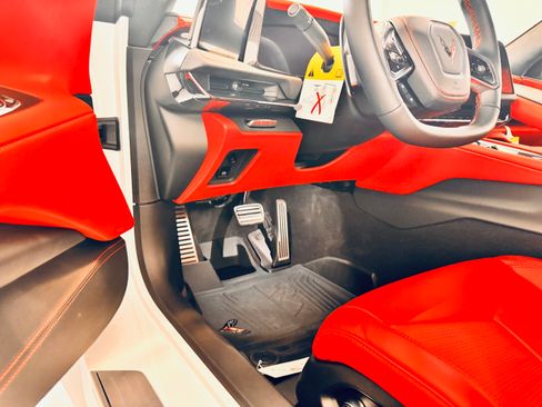 Used 2026 Chevrolet Corvette Stingray Premium Cpe w/ Stealth Interior Trim Package RWD image 11