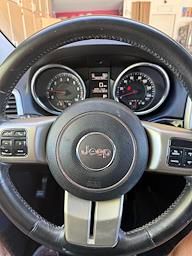 Used 2011 Jeep Grand Cherokee Laredo RWD image 15