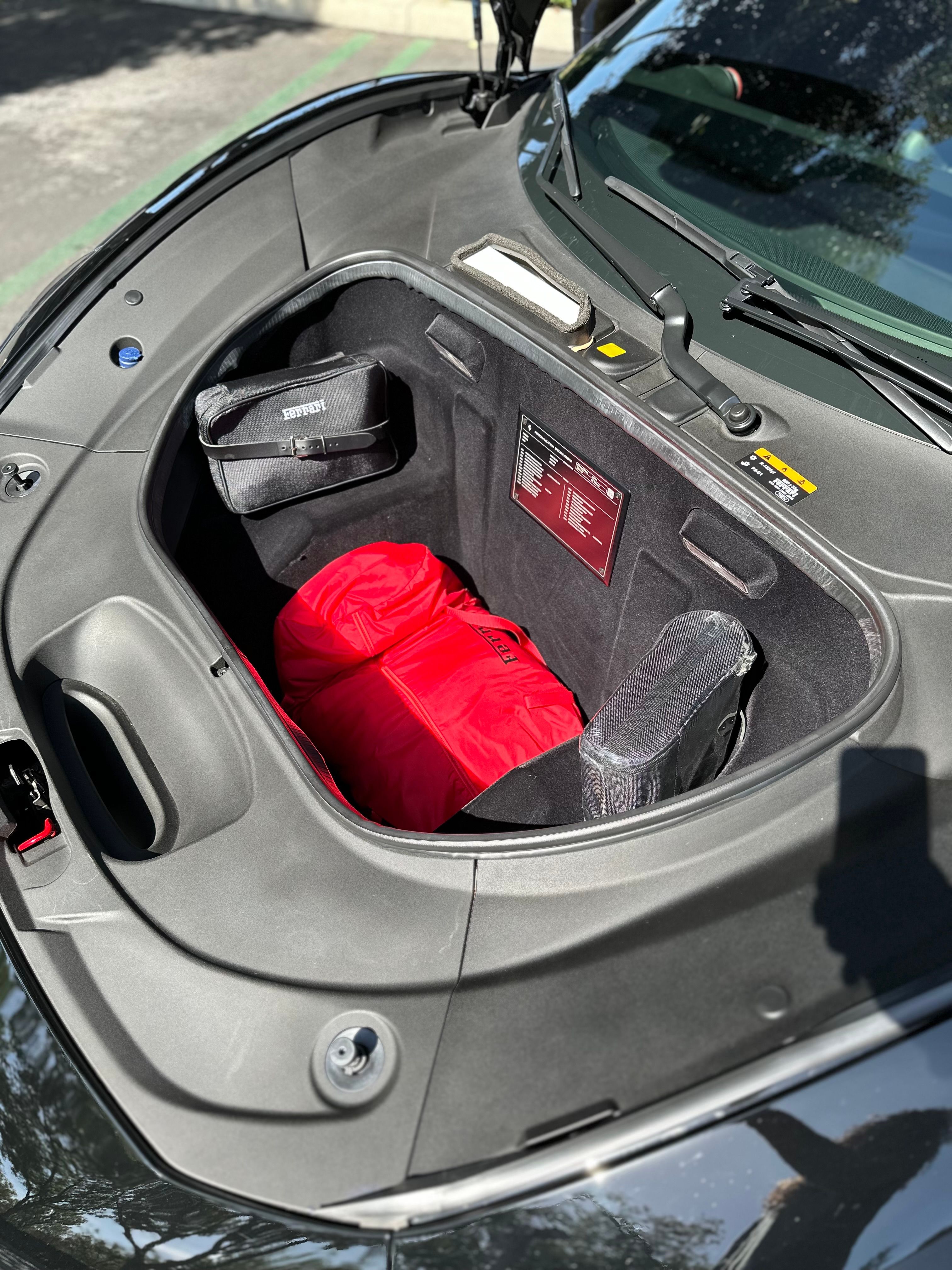 Used 2020 Ferrari F8 Tributo RWD image 23