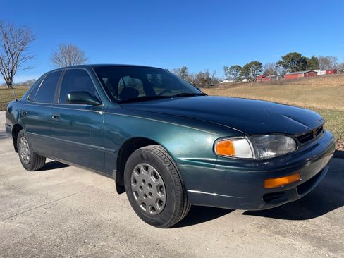 Used 1996 Toyota Camry LE image 5