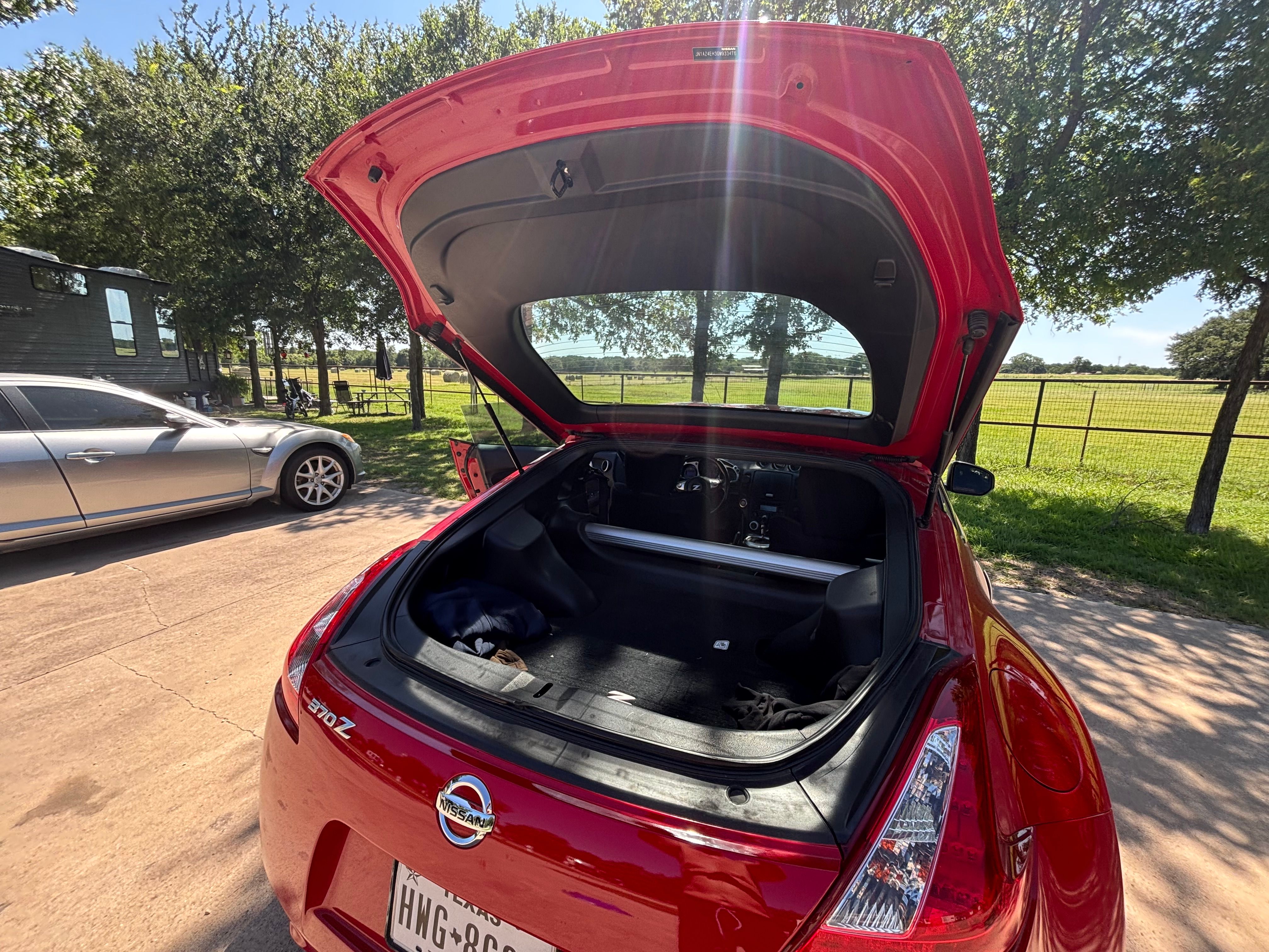 Used 2016 Nissan 370Z Coupe RWD image 12