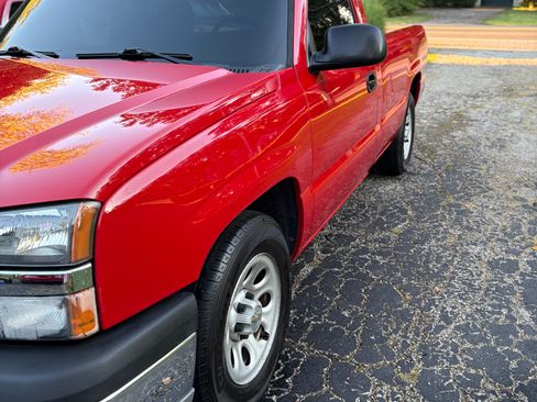 Used 2005 Chevrolet Silverado 1500 W/T image 4