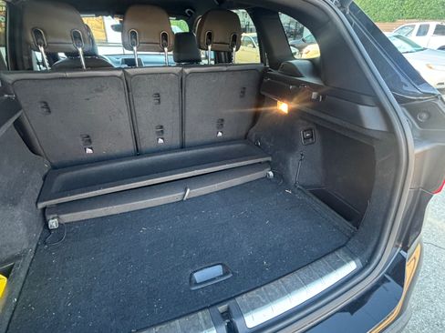 Used 2018 BMW X1 sDrive28i image 12