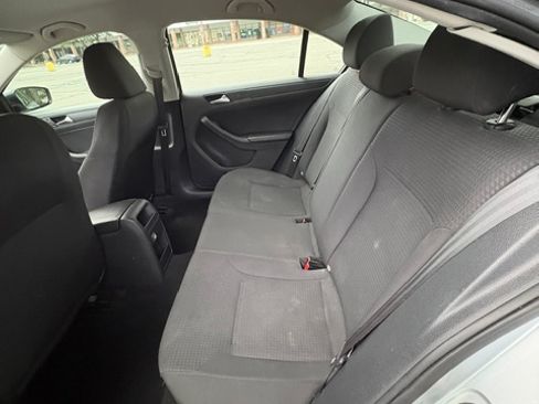 Used 2016 Volkswagen Jetta S FWD image 6