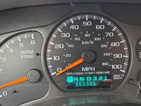 Used 2001 Chevrolet Silverado 1500 LS image 8