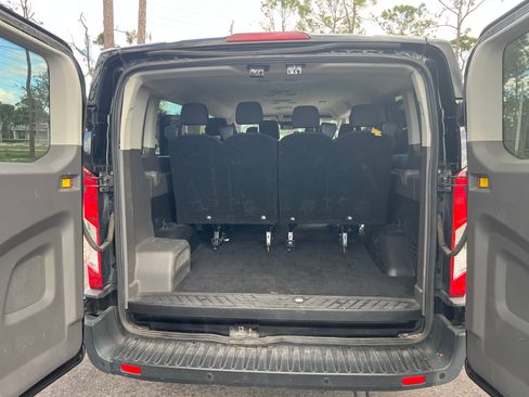 Used 2021 Ford Transit 350 XLT image 21