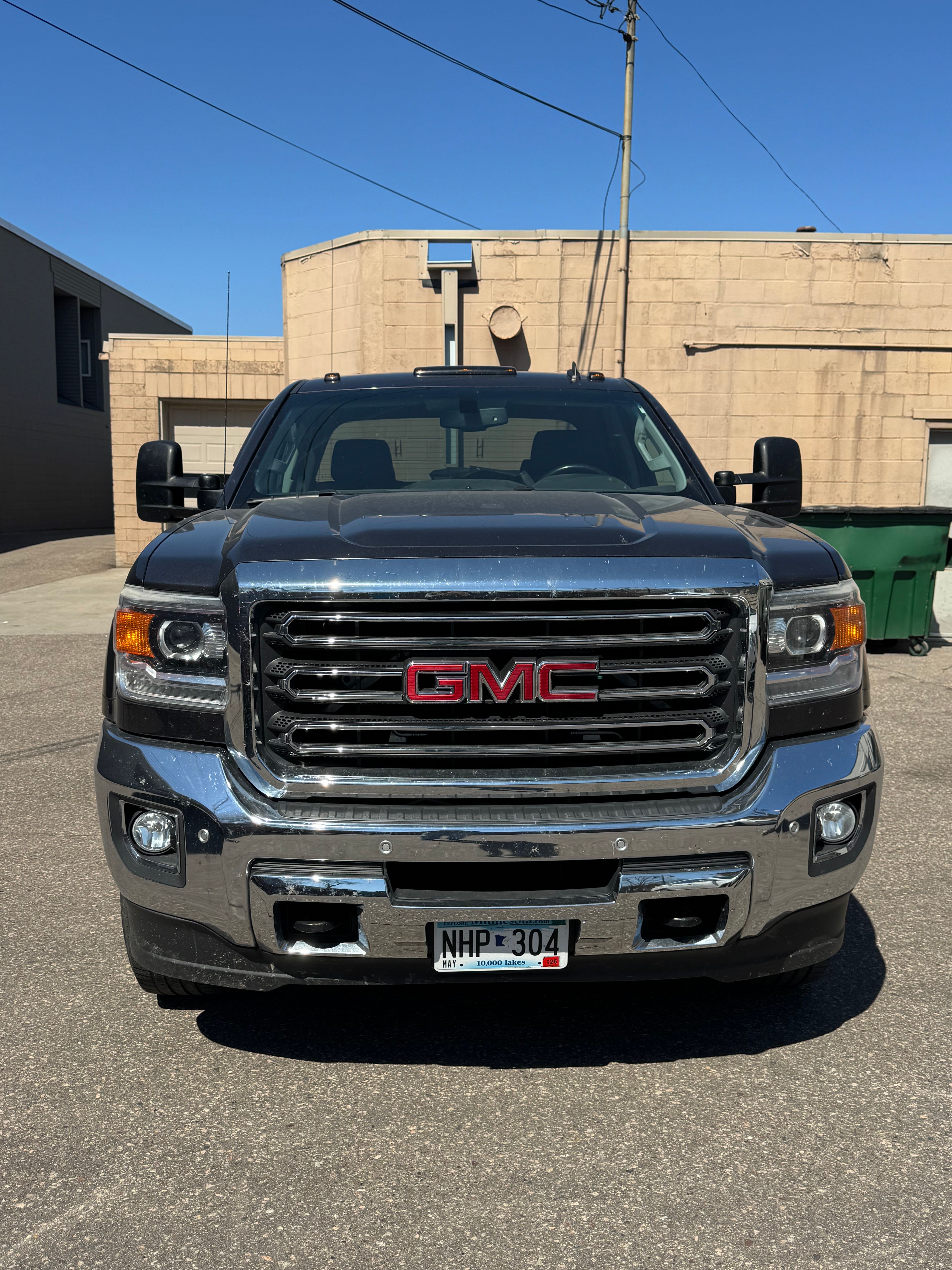 Used 2015 GMC Sierra 2500 SLT w/ SLT Preferred Package AWD/4WD image 4