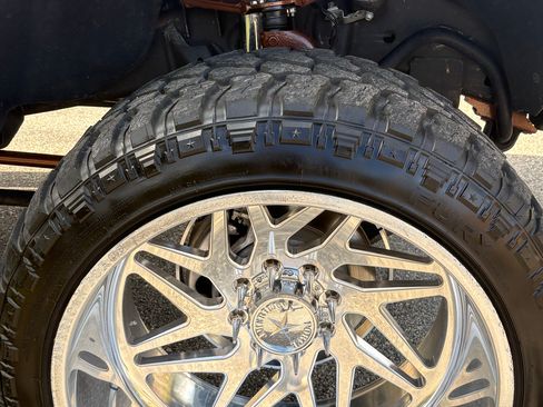 Used 2021 Chevrolet Silverado 2500 High Country w/ Z71 Off-Road Package image 15