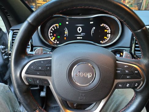 Used 2019 Jeep Grand Cherokee Trailhawk w/ Trailhawk Luxury Group image 22