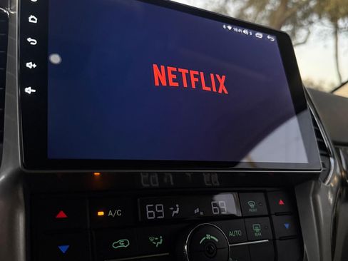 Used 2012 Jeep Grand Cherokee Altitude image 20