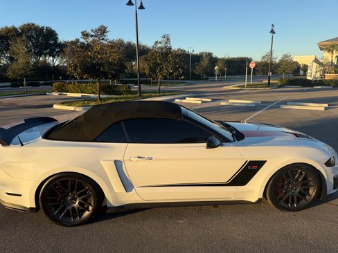 Used 2019 Ford Mustang GT Premium w/ GT Performance Package image 10