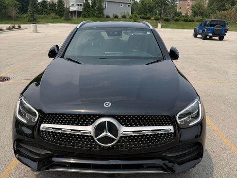 Used 2022 Mercedes-Benz GLC 300 4MATIC image 11
