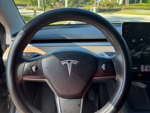 Used 2021 Tesla Model 3 Long Range image 6