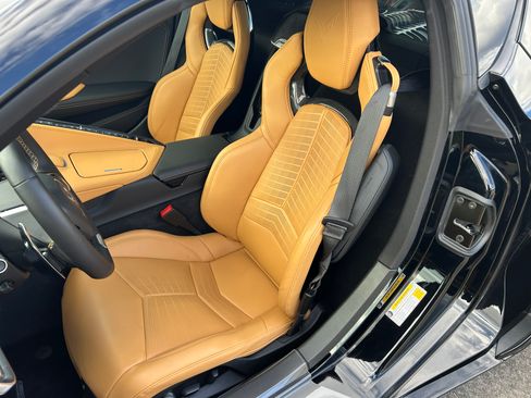 Used 2023 Chevrolet Corvette Z06 image 12