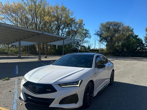 Used 2022 Acura TLX Type S image 1