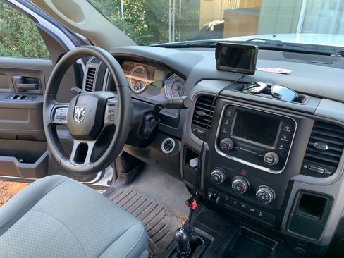 Used 2018 RAM 3500 Tradesman w/ Chrome Appearance Group AWD/4WD image 6