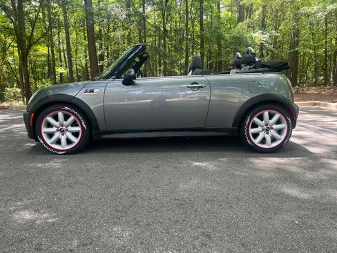 Used 2006 MINI Cooper S FWD image 4