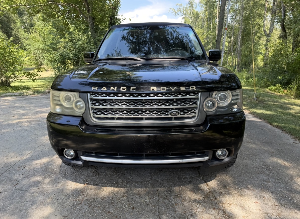 Used 2010 Land Rover Range Rover Supercharged AWD/4WD image 28