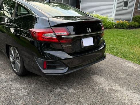 Used 2018 Honda Clarity Plug-In Hybrid image 8