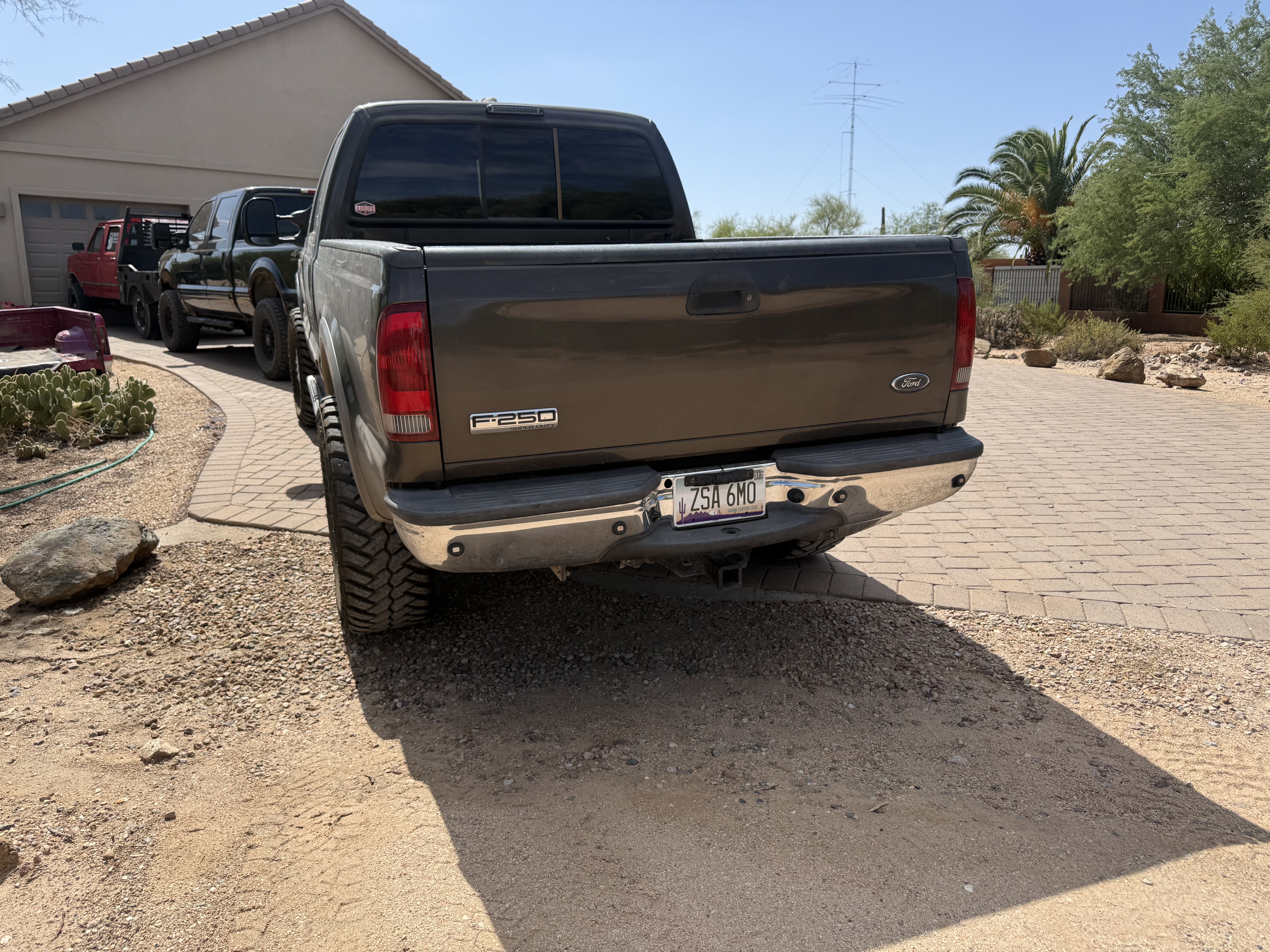 Used 2005 Ford F250 Lariat AWD/4WD image 6