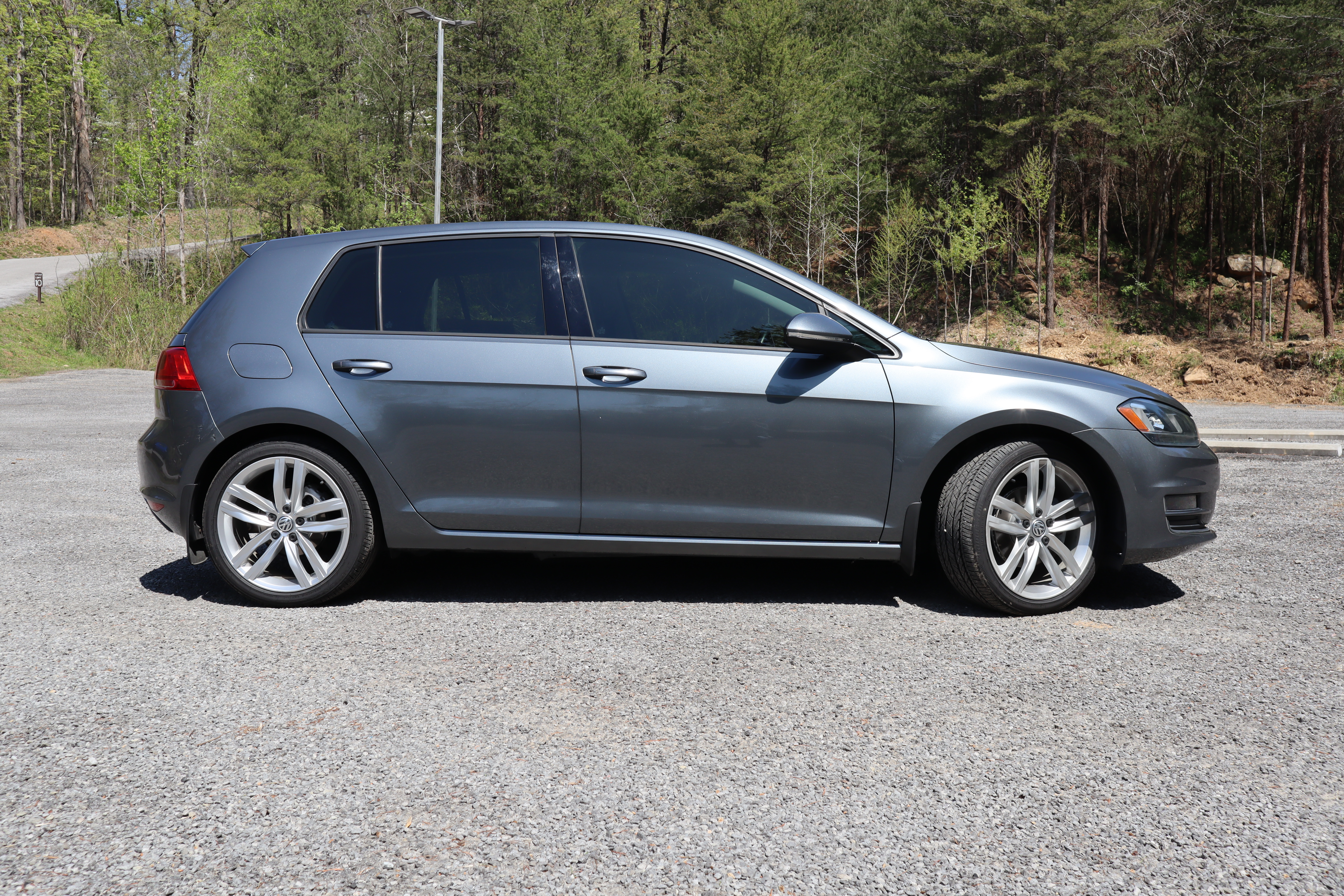 Used 2015 Volkswagen Golf TDI SEL FWD image 1