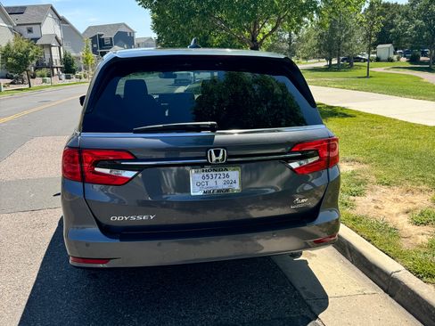 Used 2024 Honda Odyssey Touring image 5