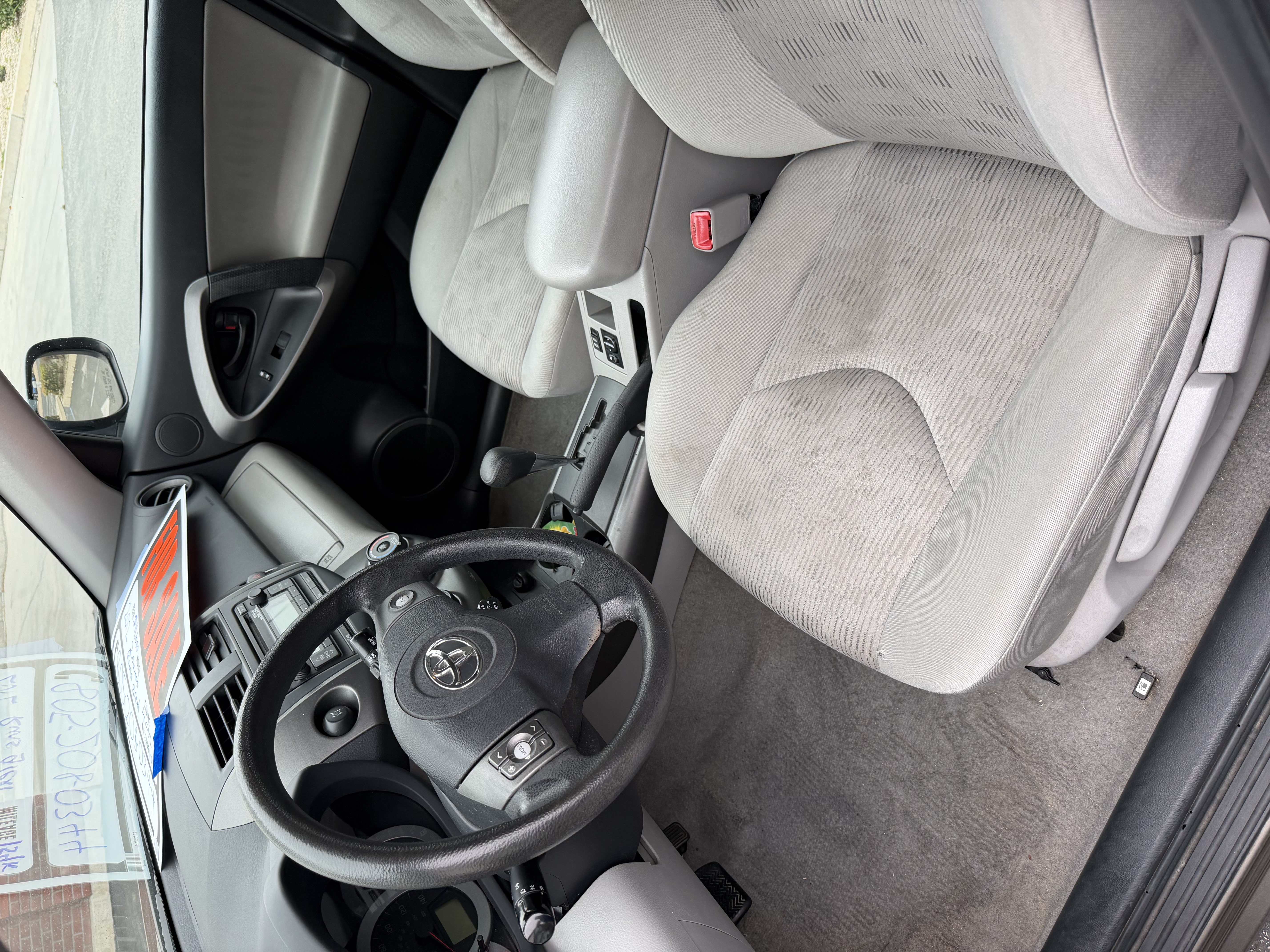 Used 2012 Toyota RAV4 4WD w/ Value Pkg image 5
