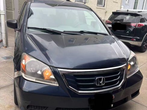 Used 2009 Honda Odyssey LX image 1