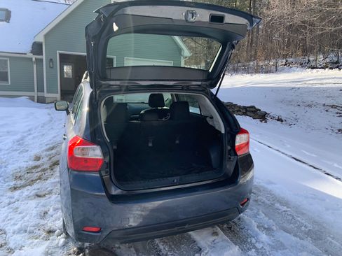 Used 2013 Subaru Impreza 2.0i Premium image 10