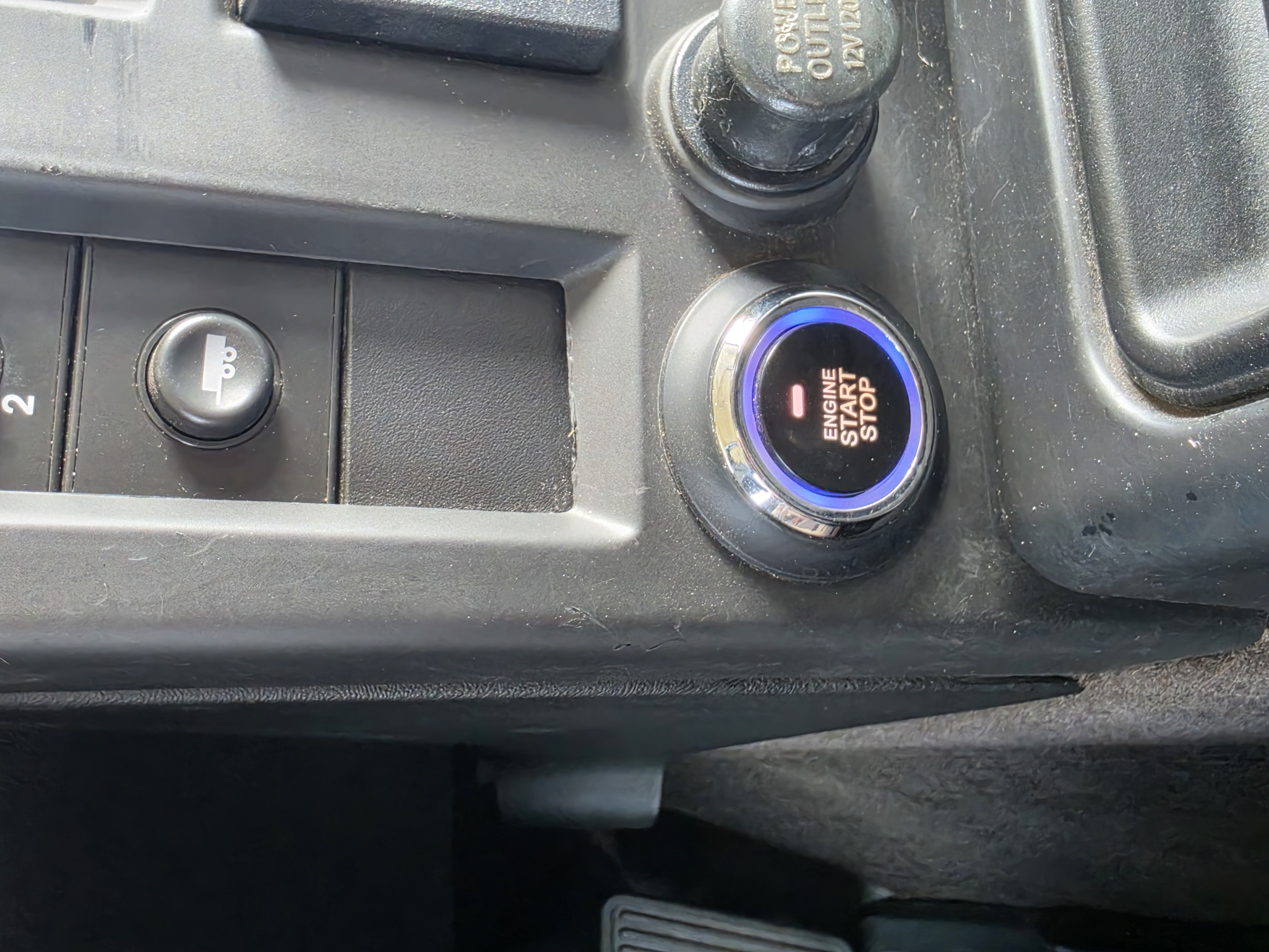 Used 2005 HUMMER H2 w/ Preferred Equipment Group AWD/4WD image 9