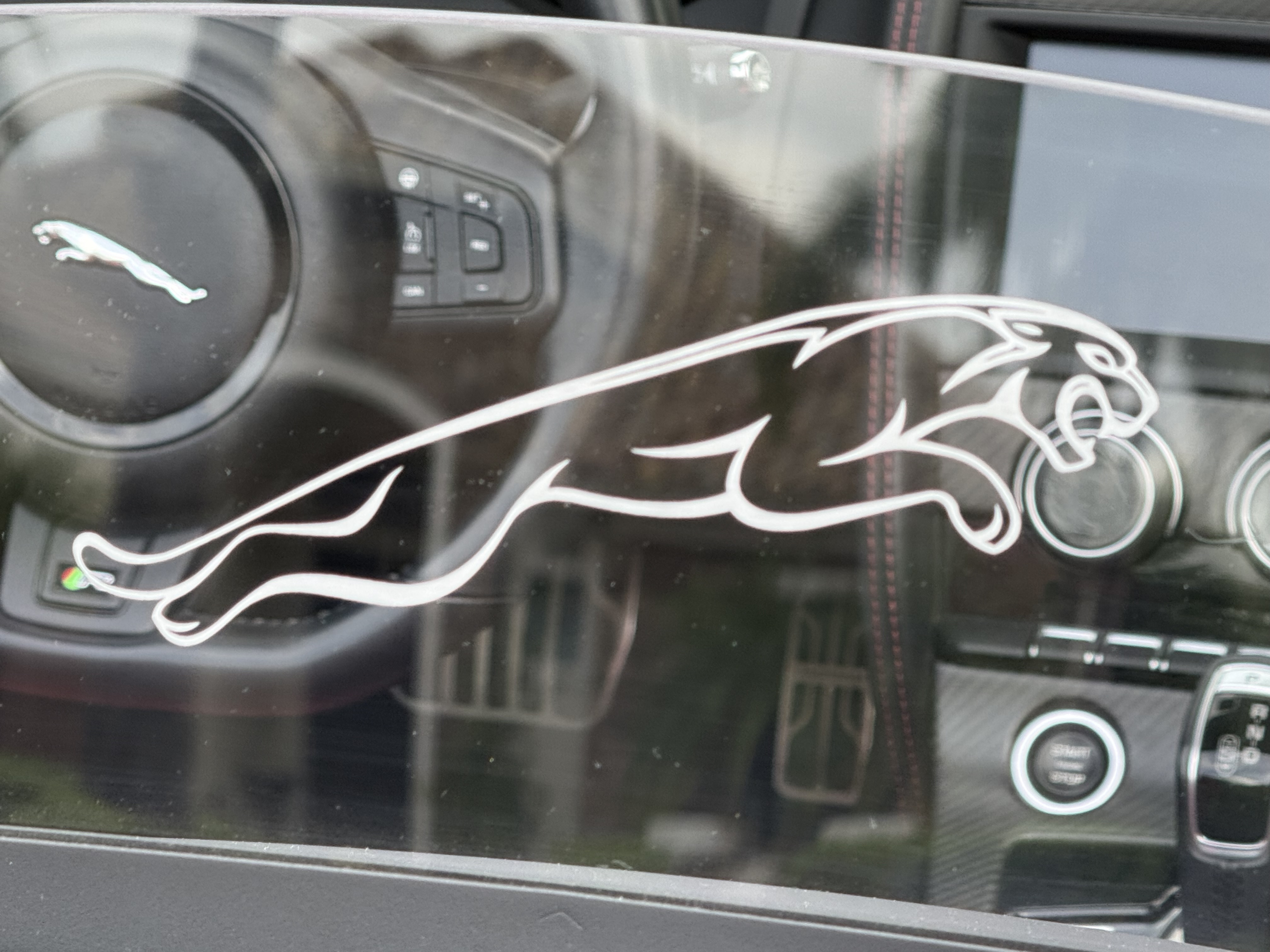 Used 2019 Jaguar F-TYPE R AWD/4WD image 10