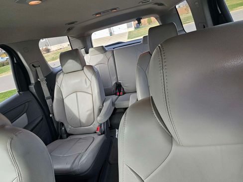 Used 2016 GMC Acadia SLT image 20