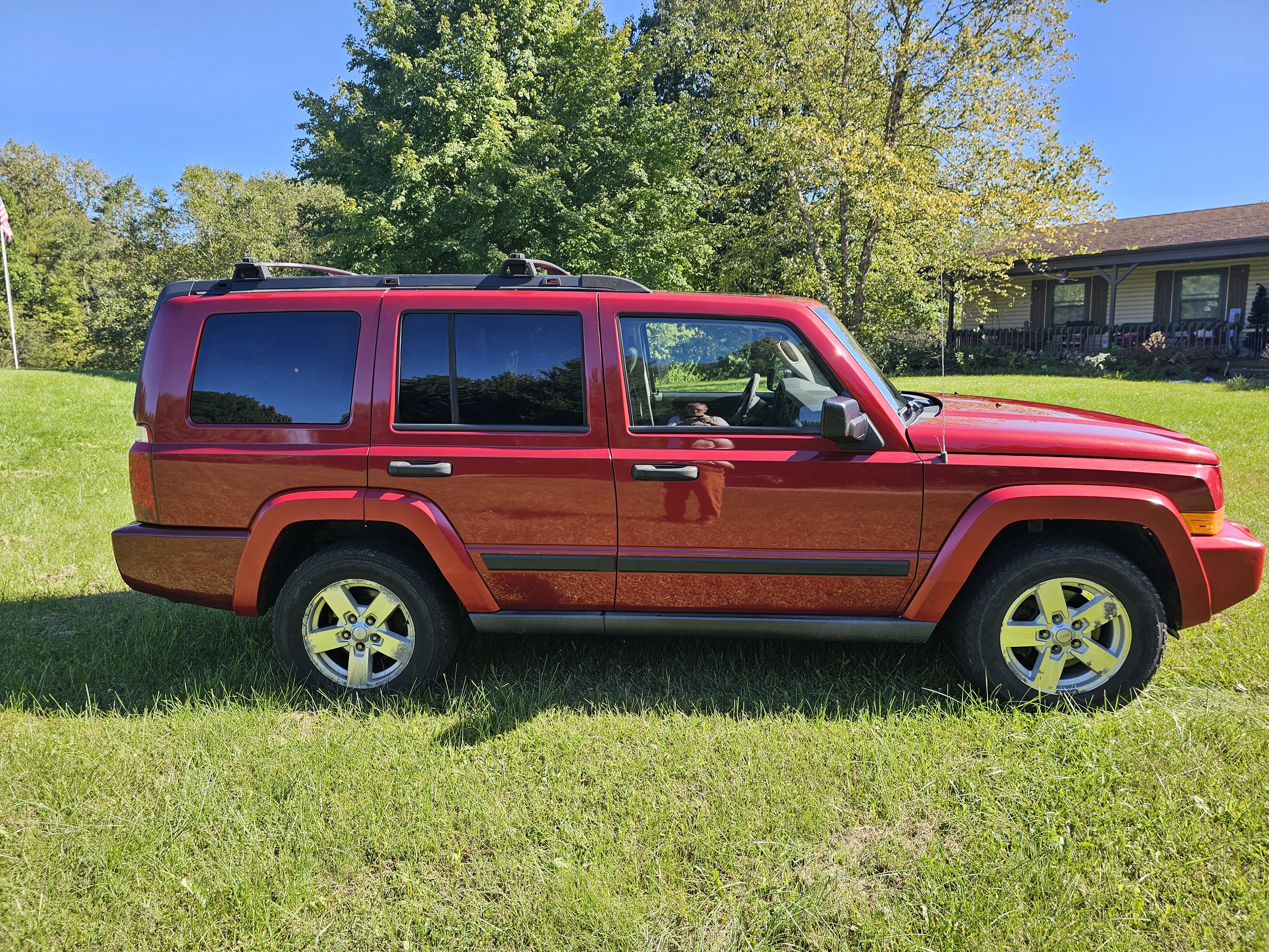 Used 2006 Jeep Commander 4WD image 6