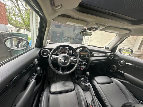 Used 2015 MINI Cooper S image 10