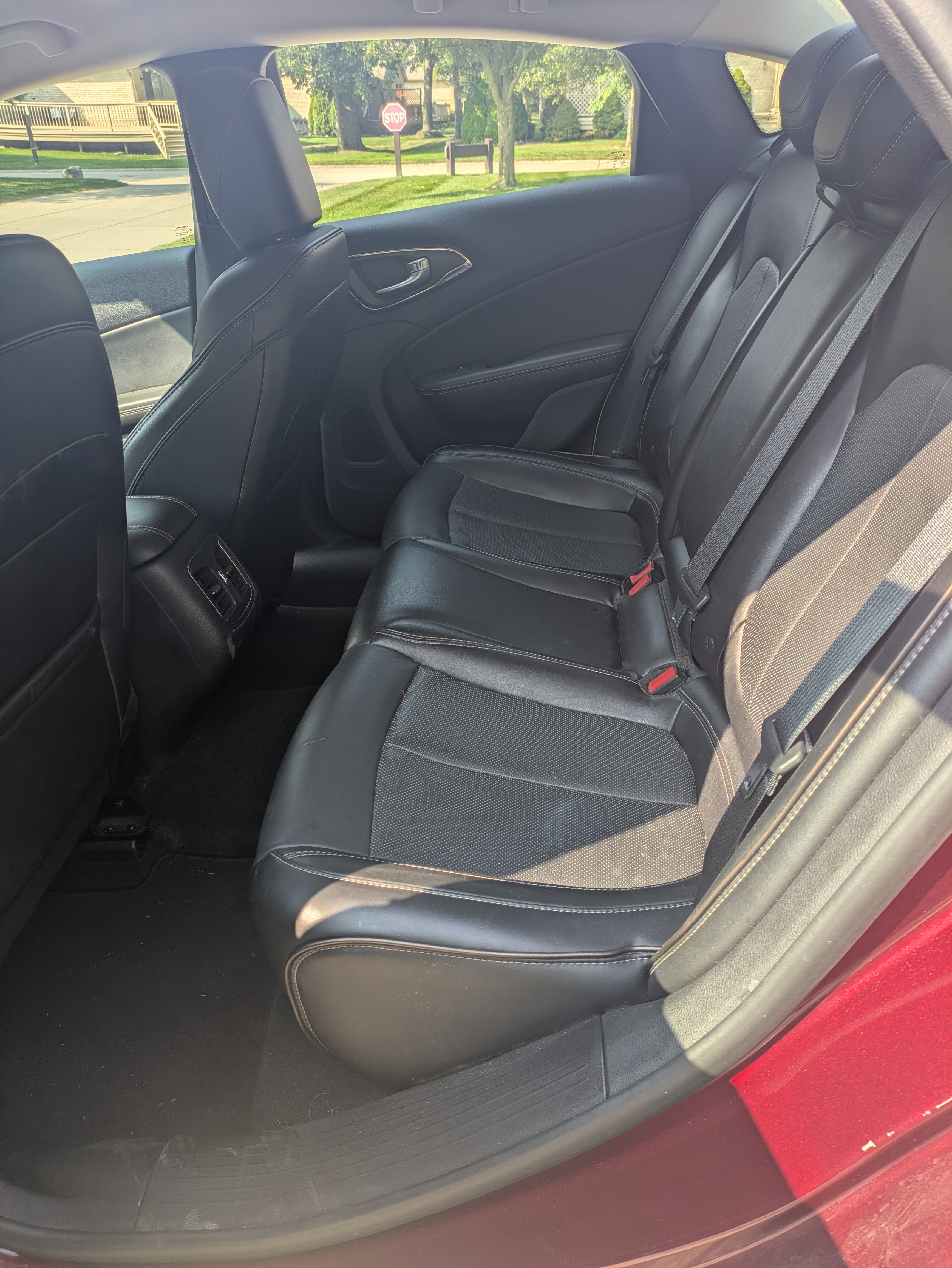 Used 2015 Chrysler 200 C w/ Navigation & Sound Group I FWD image 11