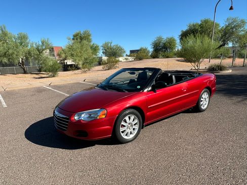 Used 2004 Chrysler Sebring GTC FWD image 1