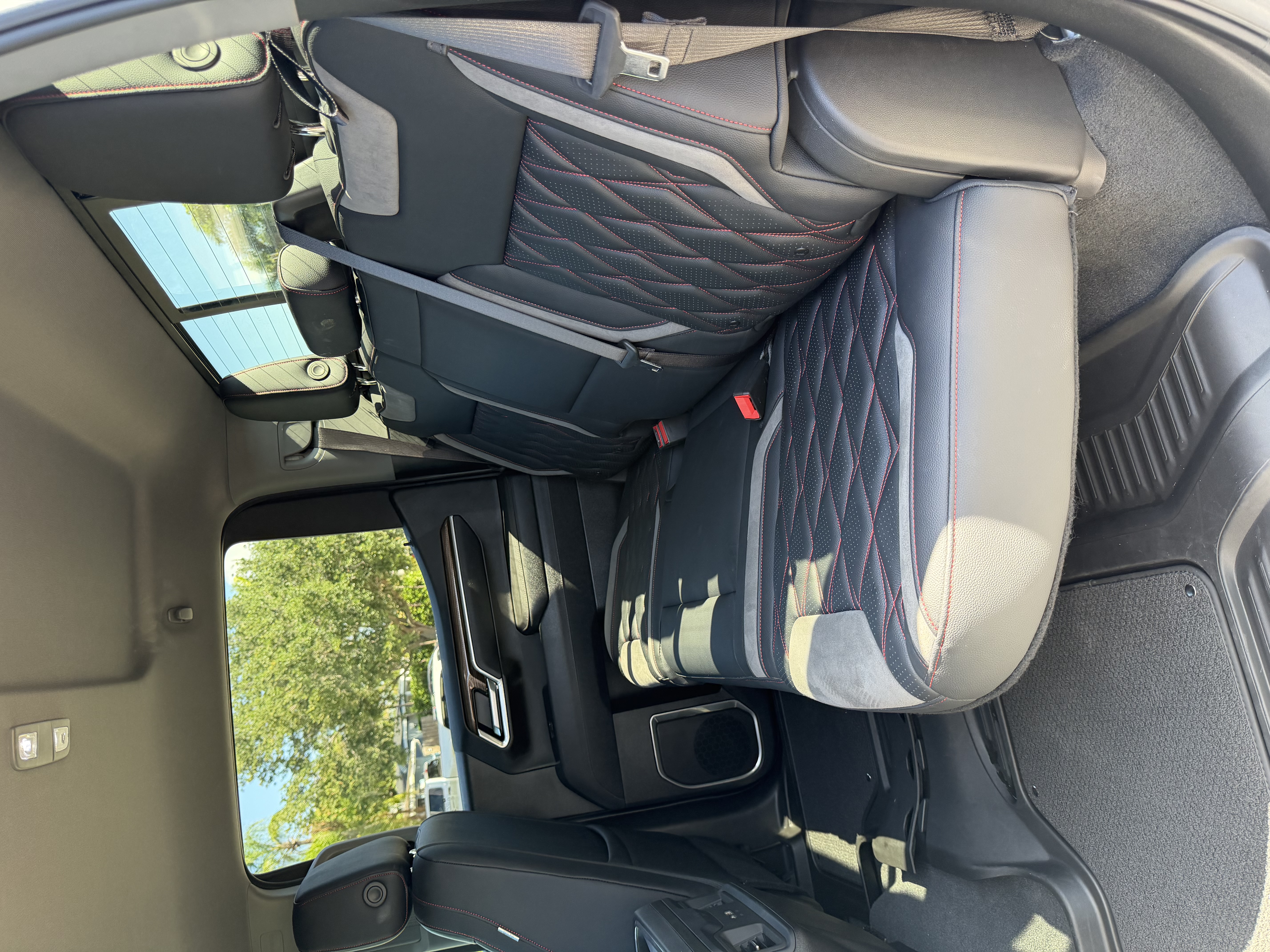 Used 2025 Chevrolet Silverado 1500 RST AWD/4WD image 17
