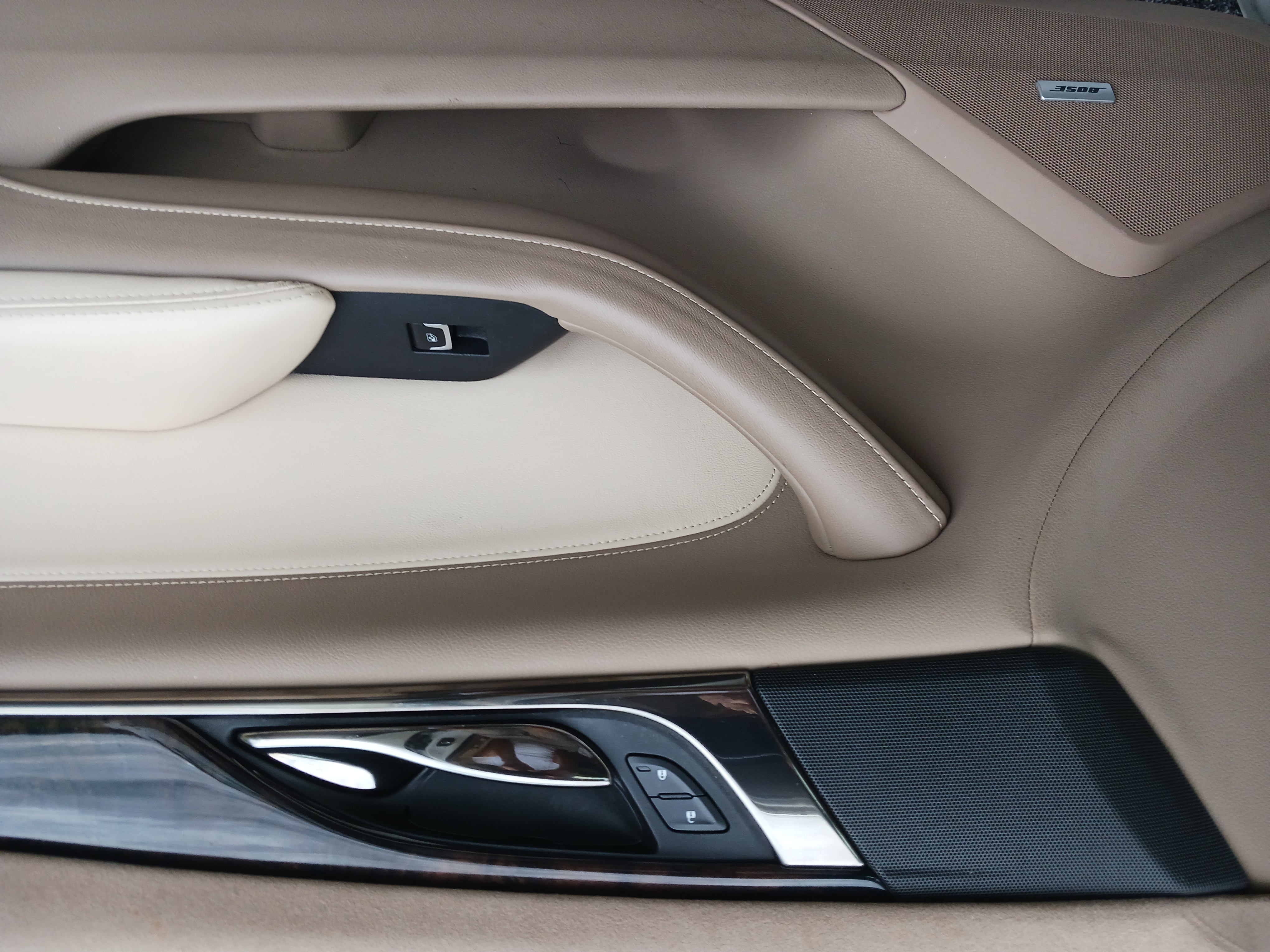 Used 2016 Cadillac CTS Luxury RWD image 19