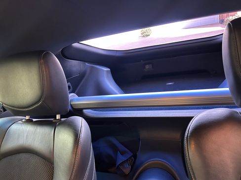 Used 2013 Nissan 370Z Touring w/ Sport Pkg image 9