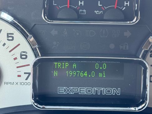 Used 2008 Ford Expedition EL Eddie Bauer image 17