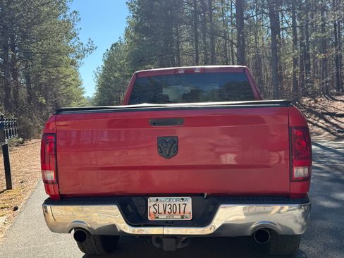 Used 2015 RAM 1500 Express image 8